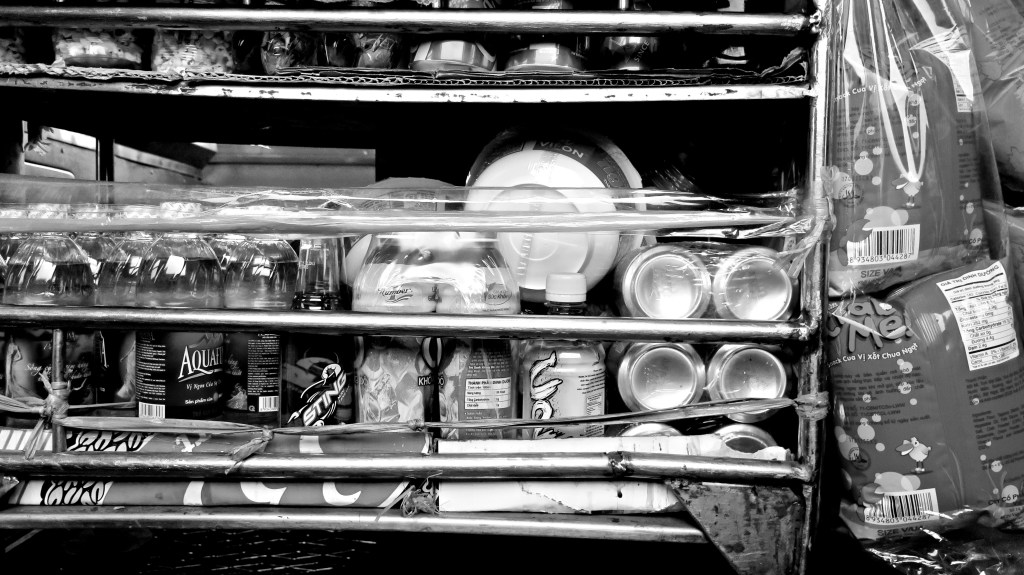 madeau black and white photography train travel vietnam IMG_0106 -