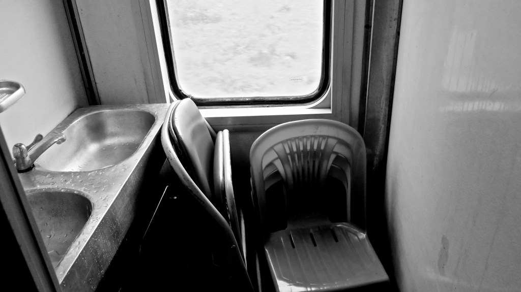 madeau black and white photography train travel vietnamIMG_0112 -