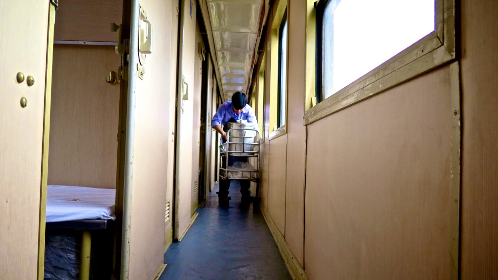 madeau vietnam train travel photographyIMG_0124 -