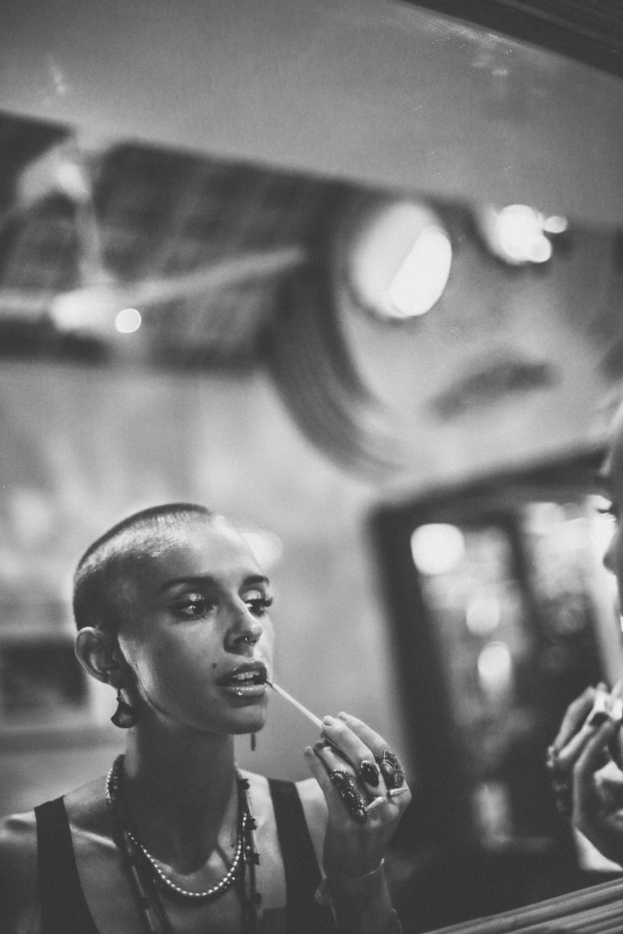 lip gloss madeau bali mirror cafe avocado changgu