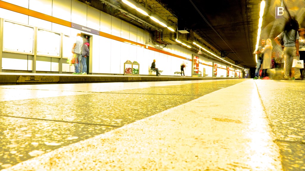 madeau photography munich vagabond s-bahn mvv