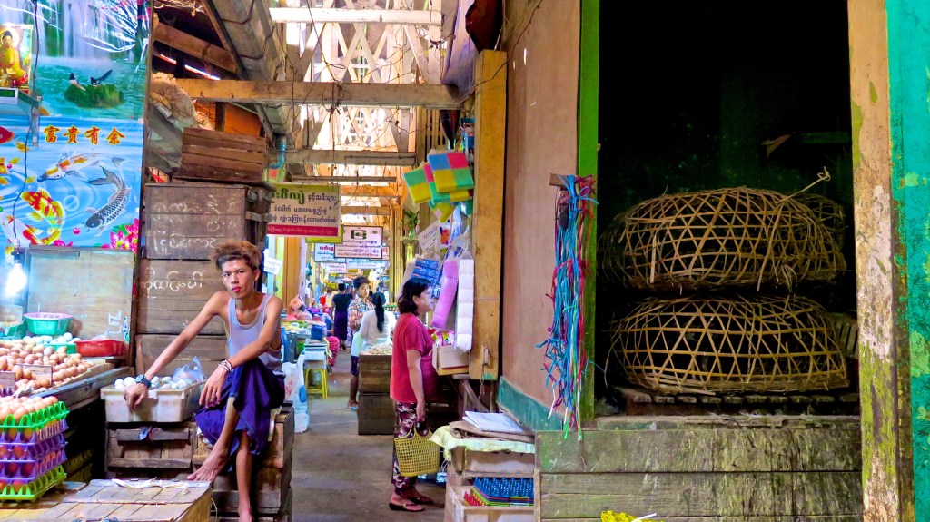 madeau yangon myanmar photography vagabond