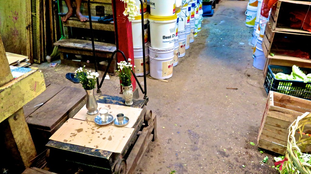 madeau yangon myanmar photography vagabond